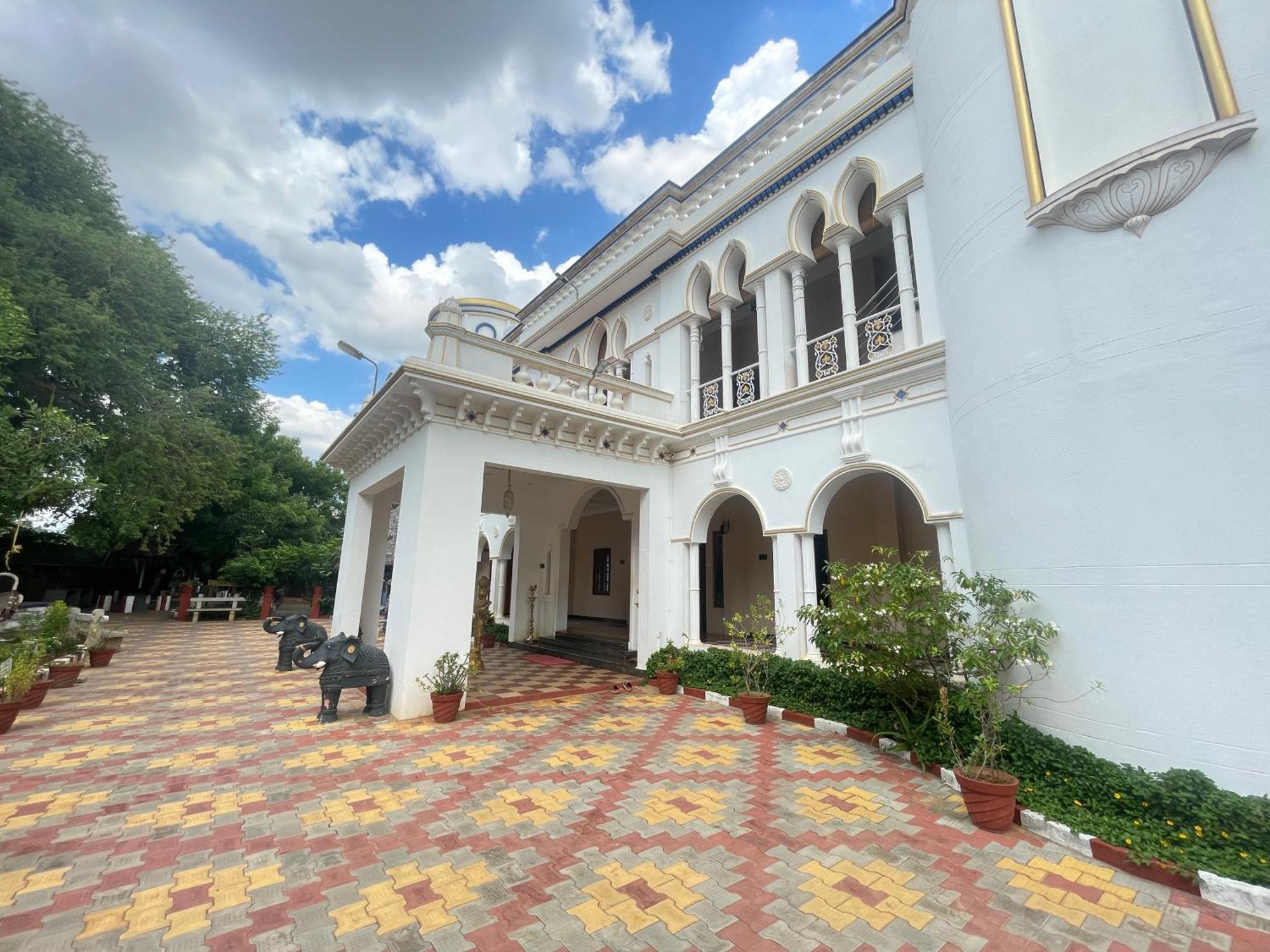 Chola Heritage Resort Karaikudi Zewnętrze zdjęcie